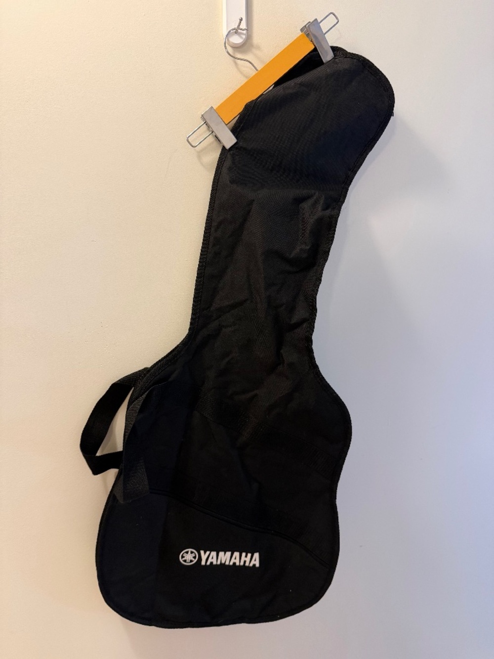 Yamaha Acoustic Guitar Gig Bag Black Soft Case 41” Shoulder Strap